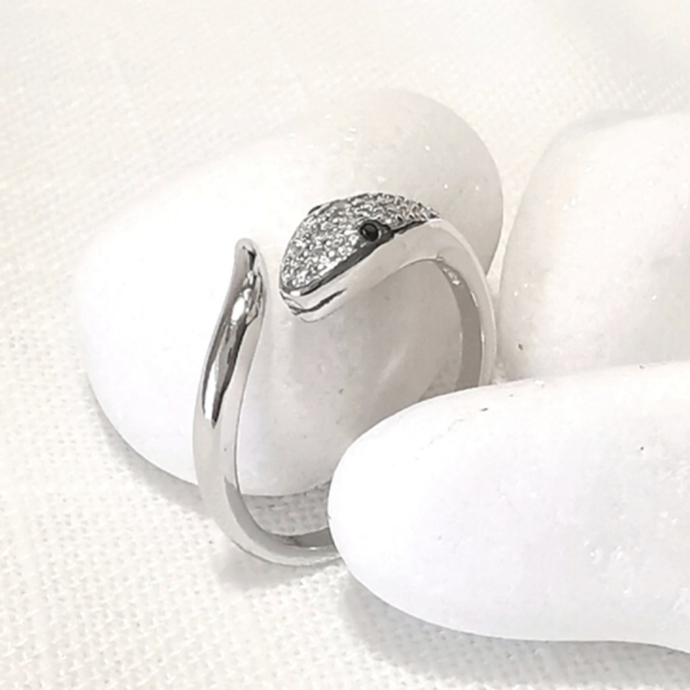 White sapphire black spinel gemstone sterling silver snake ring serpent 🆕
